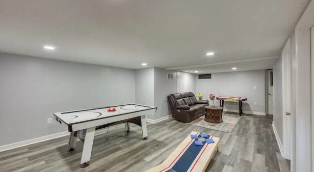 1 Mi to Hersheypark: Family Home w/ Game Room!, Book Feriehus Sommerhuse i Pennsylvania, Hytte