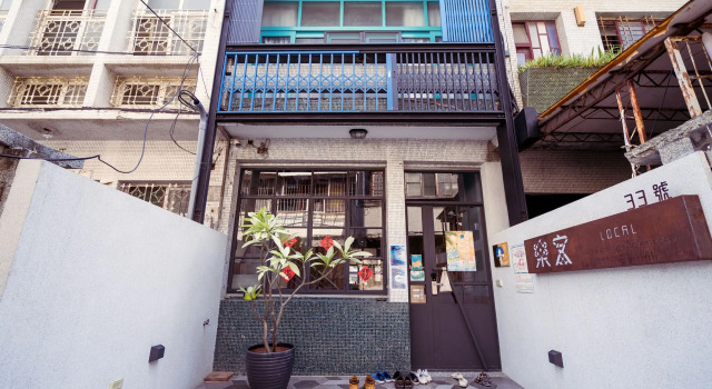 Local Backpacker Hostel