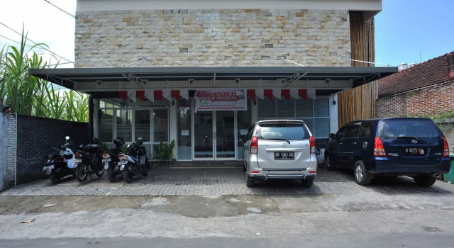 艾里龙目岛玛塔朗阿朱纳 14 号酒店(Airy Mataram Arjuna 14 Lombok), Book Hotel Hotels in Lombok with Parking, Parking