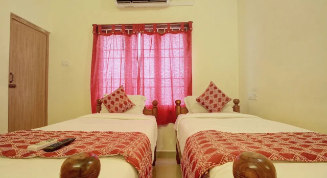 OYO 13009 Whitesands Guest House