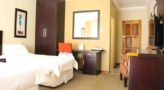 Zororo Lodge