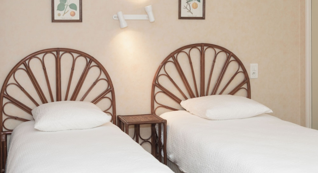 Четырёхместный номер Standard CitHotel Aéro-Hotel