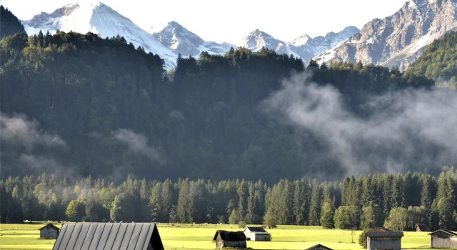 Двухместный номер Comfort с балконом и с видом на горы Hotel Fuggerhof Oberstdorf