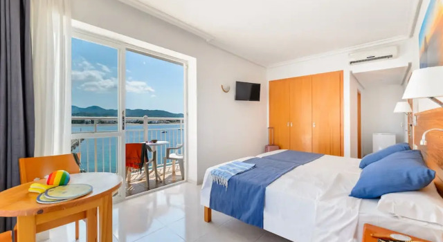 Двухместный номер Standard Aparthotel Vibra Sanan