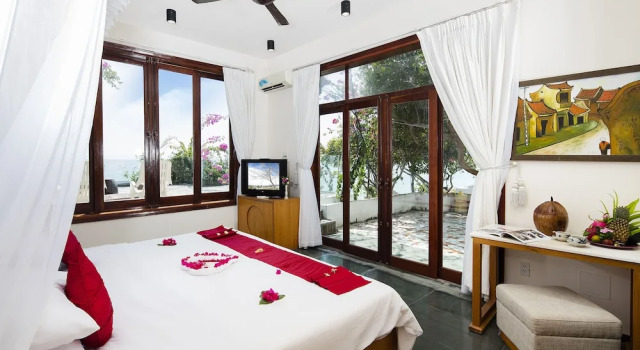 Вилла Deluxe с балконом и с видом на океан Rock Water Bay Beach Resort & Spa