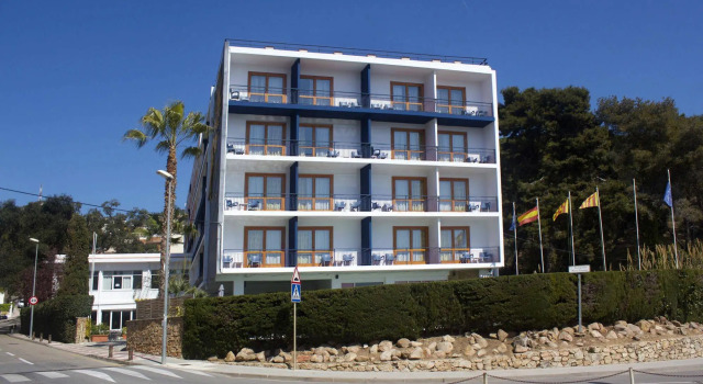 Lloret Vibe Affiliated by FERGUS