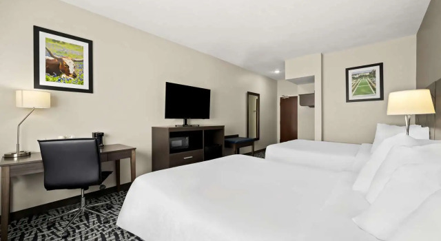 Четырёхместный номер Standard Best Western Bryan College Station