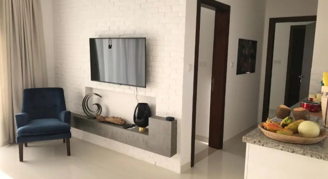 SL19 Lovely 2-bedroom apartment with gorgeous garden and south lagoons view, Book Lejlighed Hoteller i Taqah med parkering, Parkering