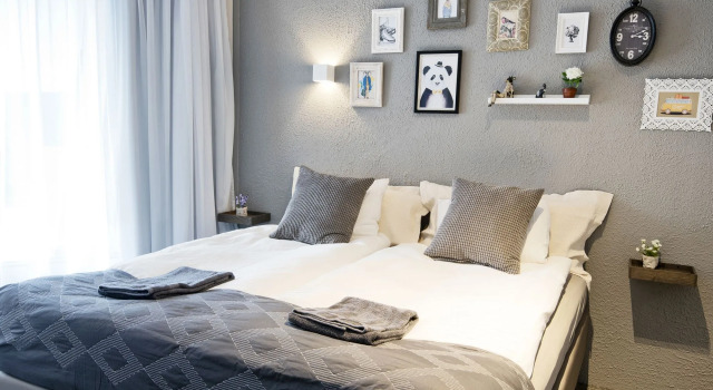B14 Apartments & Rooms, Забронировать Апартаменты/квартира Отели Хёвюдборгарсвайдид с парковкой, Парковка
