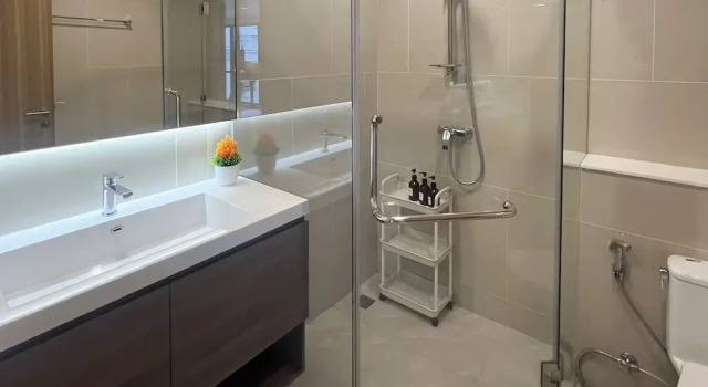 Апартаменты с 3 комнатами Sathorn 111