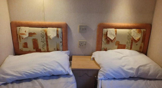 Discover Comfort Home From Home 8-birth Caravan, Book Hotel Ingoldmells Lincolnshire