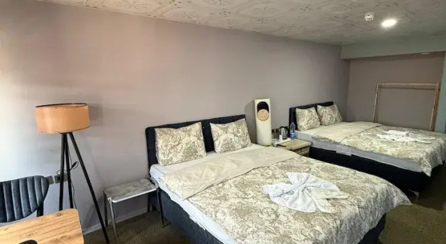 Четырёхместный семейный номер Standard NIGRUM HOTEL