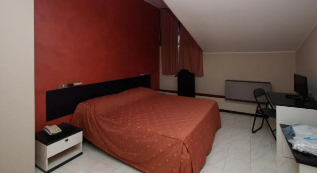 Двухместный номер Standard Hotel Versailles