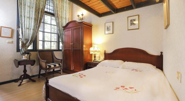 Четырёхместный номер Standard Cingjing Hanging Garden & Resort