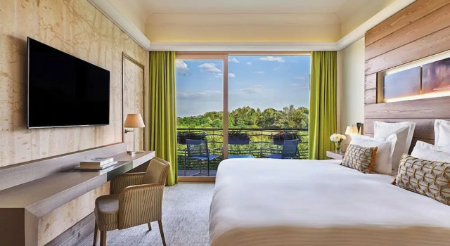 Номер Superior с балконом Hôtel Barrière Ribeauvillé