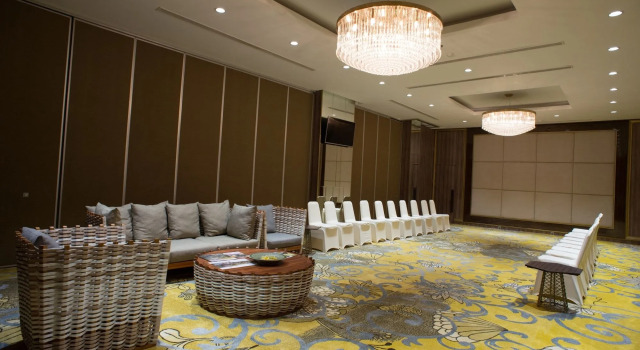 The Crystal Luxury Bay Resort Nusa Dua, Boek Resort Hotels in Bali met zwembad, Zwembad