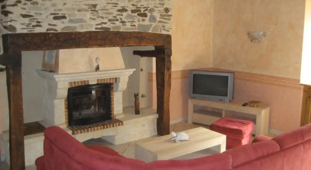 Détente en Pays Vert, Đặt Khách sạn Espartignac 