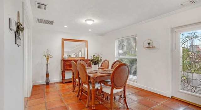 22 salt water pool home with king beds, Book Hotel Deerfield Beach Florida