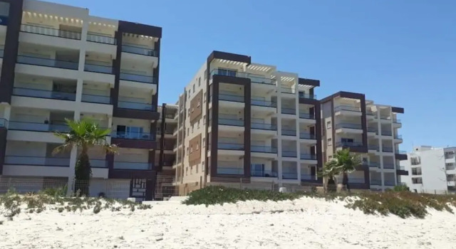 Beach Front Luxury Living Apartment, Rezerwuj Apartament Hotele w Susa z parkingiem, Parking