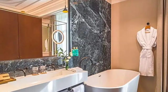 Двухместный номер Deluxe Palacio Gran Vía, a Royal Hideaway Hotel