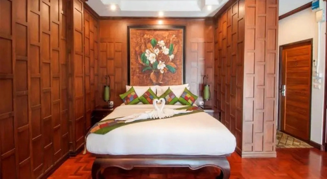 Люкс Standard Sathu Hotel