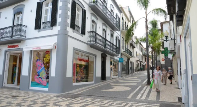 Edificio Charles 104, Rezerwuj Hotel Hotele w Funchal z parkingiem, Parking