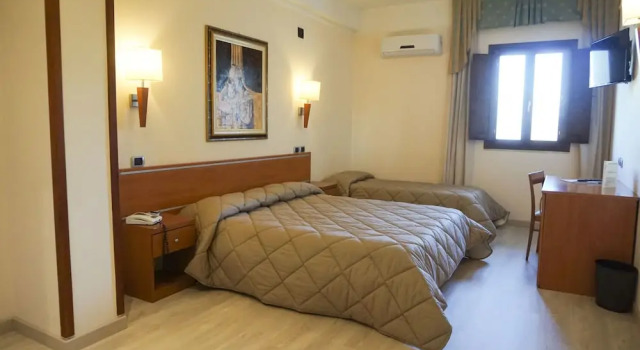 Трёхместный номер Standard с балконом Bel Sito Hotel Due Torri