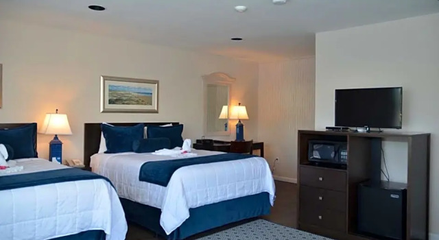 Четырёхместный номер Deluxe Quality Inn Tifton