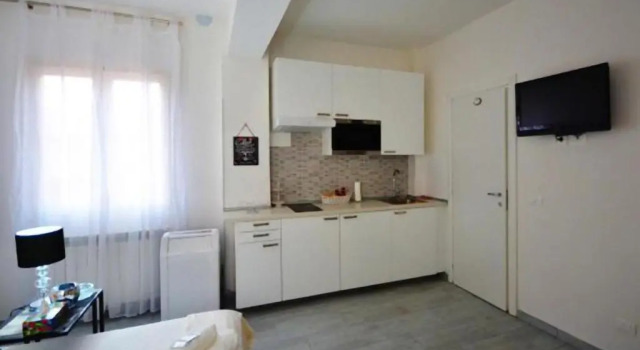 Студия 4 Tourist House Apartment Centre Bologna