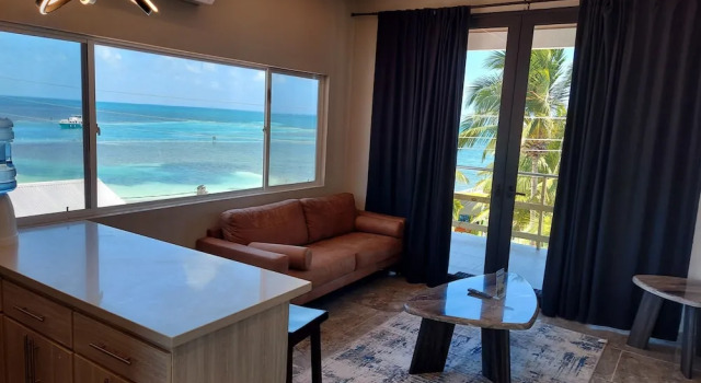 Номер Luxury Caye Caulker Condos