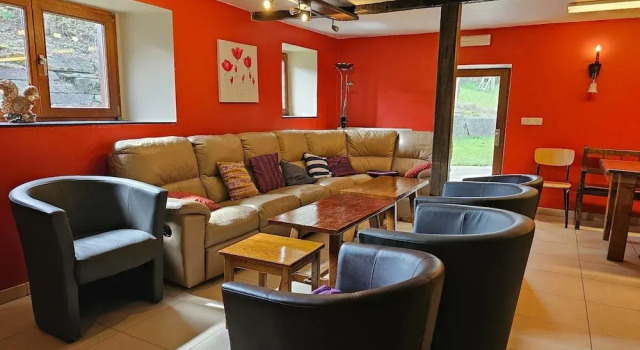 Коттедж Renovated Holiday Home in Stavelot With Infrared Sauna
