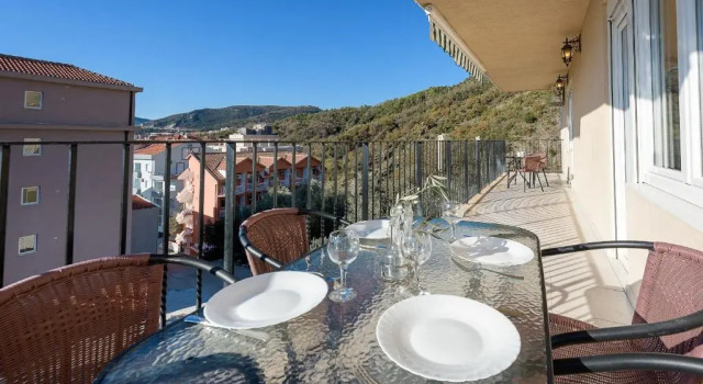 Апартаменты Apartments Sunny Family