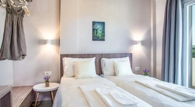 Апартаменты с 2 комнатами с видом на море Evelyn Hotel