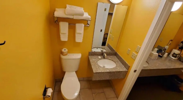 Четырёхместный номер Deluxe Olympic View Inn