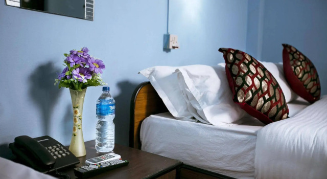 Sauraha Nana Hotel, Забронировать Отель Саураха провинция Багмати-Прадеш