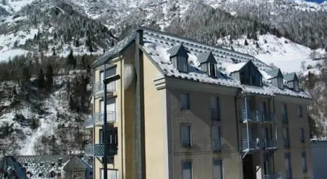 Apartment Appartement Avec Parking Et Petite Terrasse Sud