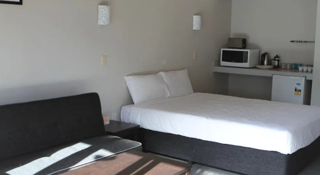 Студия Mt Wellington Motel