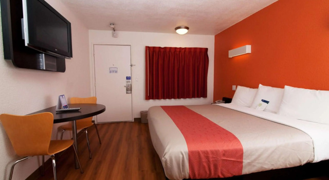 Motel 6-Bremerton, WA, Забронировать Мотель Бремертон штат Вашингтон