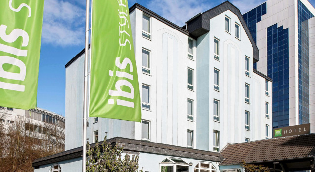 ibis Styles Duesseldorf-Neuss, Забронировать Отель Нойс Северный Рейн-Вестфалия, рядом с Базилика Святого Квирина