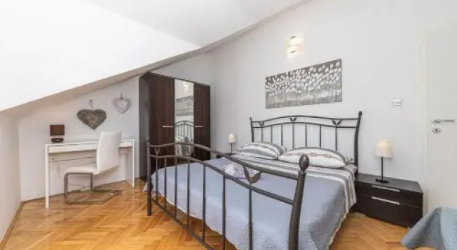 Villa Antonija 1607, Rezerwuj Willa Hotele w Split-Dalmatia County z parkingiem, Parking