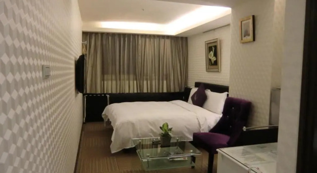 Двухместный номер Deluxe 意芙旅店 Ifinn Hotel