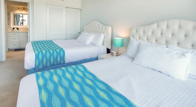 Номер Standard Waikiki Banyan - Ocean View Tower 1 Suite 3209