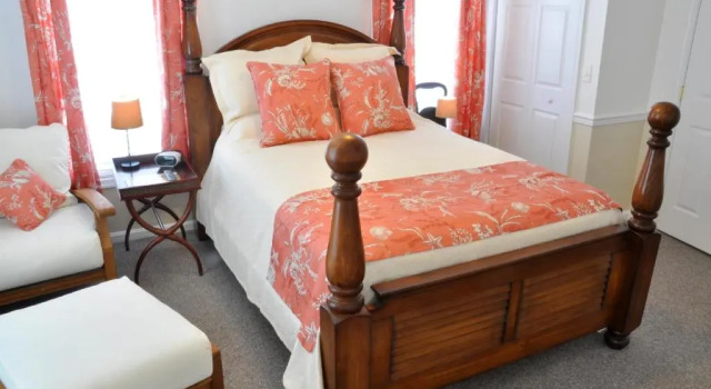 Номер Deluxe Inn at Haven Harbour