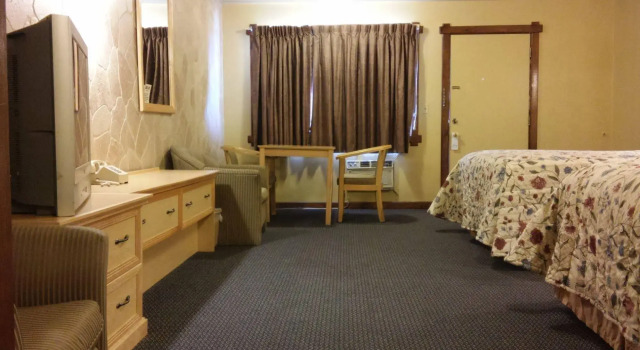 Budget Host Longhorn Motel, Rezervați Motel Strasburg Statele Unite ale Americii