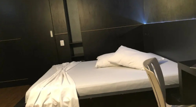 Апартаменты Luxury Snob Motel