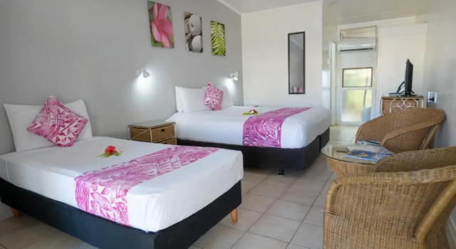 Номер Standard с видом на бассейн Club Raro Resort