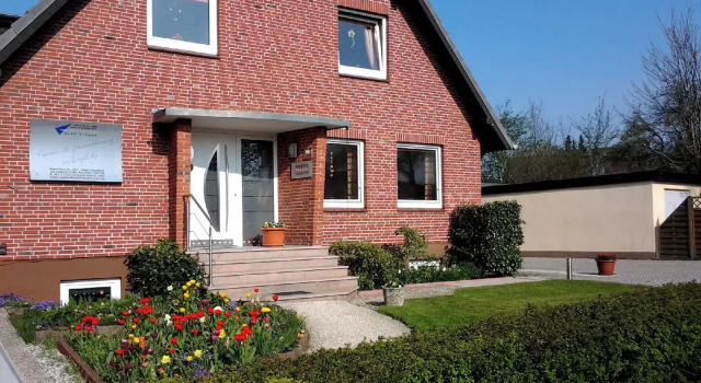 Gästehaus Flensburg Engelsby, Забронировать Отель Фленсбург земля Шлезвиг-Гольштейн