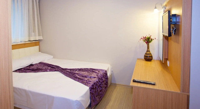 Hotel the Ferah