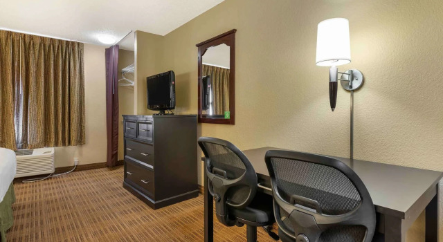 Extended Stay America Suites Champaign Urbana