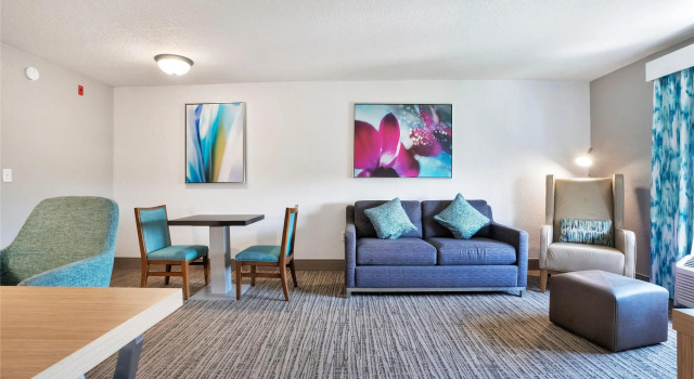 Двухместный люкс c 1 комнатой Hilton Garden Inn Jacksonville Airport